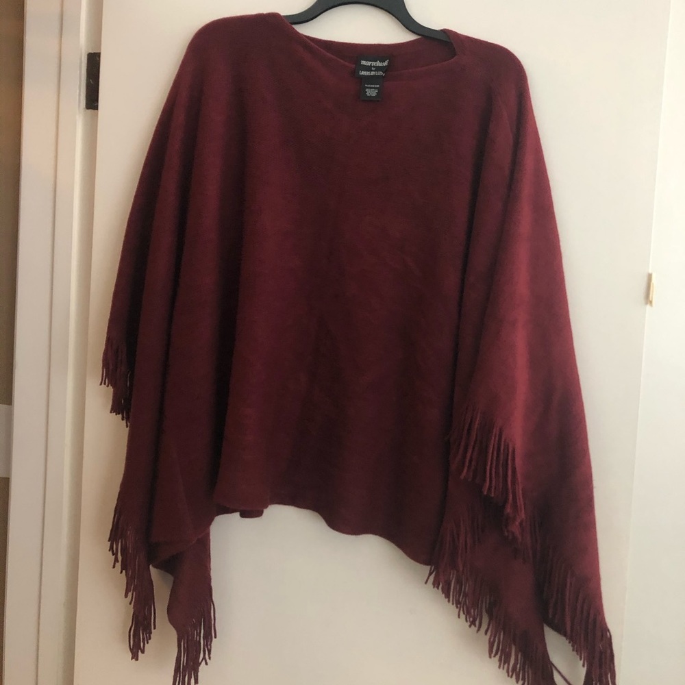 Marvel lush cozy sweater with neck piece warmer